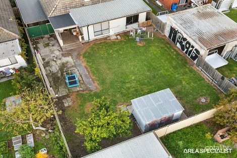Property photo of 27 Parkland Avenue Hampton Park VIC 3976