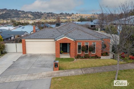 4 Toy Ct, West Wodonga, VIC 3690