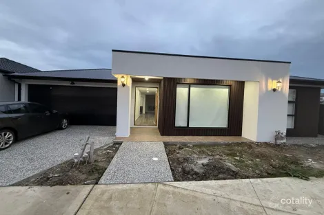 73 Templetonia Cct, Mickleham, VIC 3064