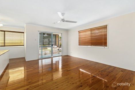 Property photo of 11 Nottingham Parade Bray Park QLD 4500