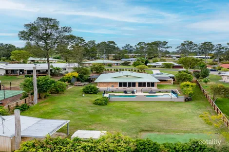 Property photo of 8 Oxford Court Southside QLD 4570