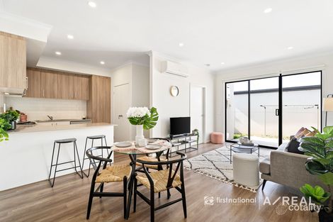 Property photo of 15 Henty Walk Donnybrook VIC 3064
