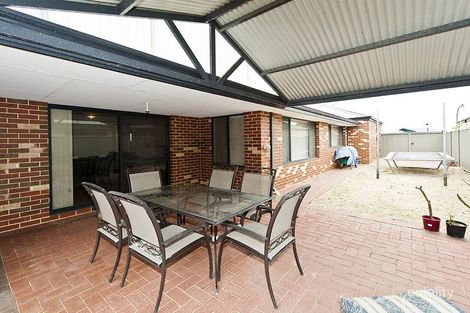 Property photo of 30 Kirkbride Meander Waikiki WA 6169