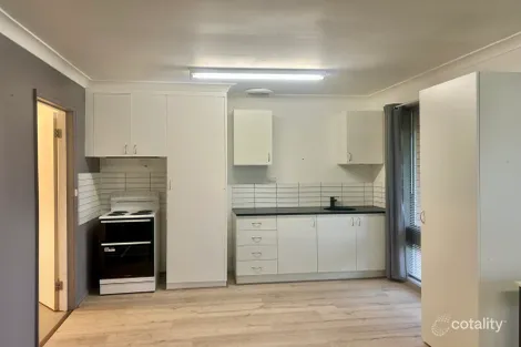 Property photo of 12 Shaw Street Camperdown VIC 3260