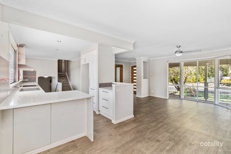 Property photo of 10 Flinders Way Surf Beach NSW 2536