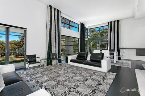 Property photo of 2 Gilmour Close Glenhaven NSW 2156