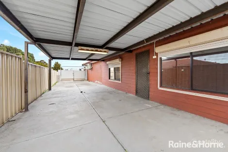 Property photo of 26 Galena Crescent Kings Park VIC 3021