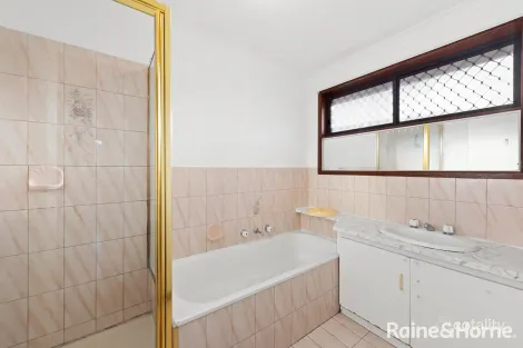 Property photo of 26 Galena Crescent Kings Park VIC 3021