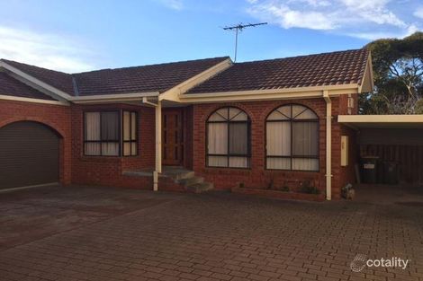 2/22 Robinvale Ave, Thomastown, VIC 3074