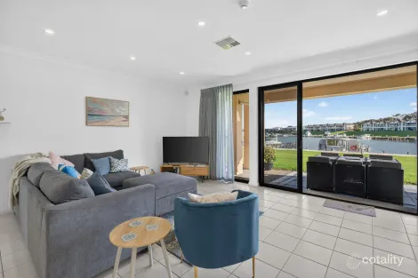 Property photo of 13 Vesta Drive Hindmarsh Island SA 5214