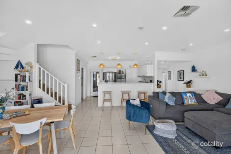 Property photo of 13 Vesta Drive Hindmarsh Island SA 5214