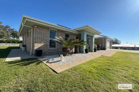 Property photo of 10 Malabar Drive Forest Hill QLD 4342
