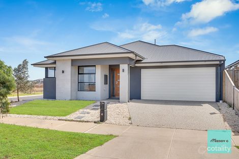 34 Courtenay Prom, Fraser Rise, VIC 3336