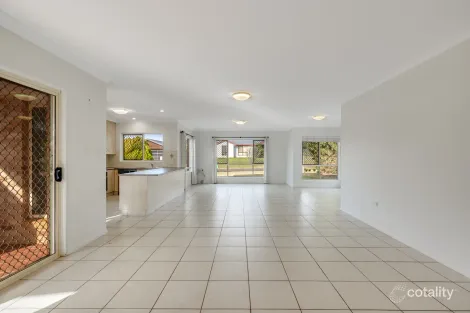 Property photo of 37 Hinchliffe Drive Kearneys Spring QLD 4350