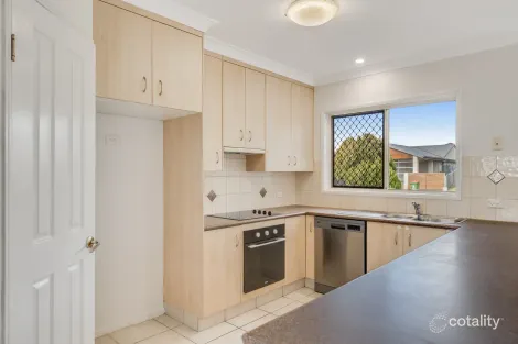 Property photo of 37 Hinchliffe Drive Kearneys Spring QLD 4350