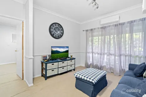 Property photo of 56 Freshwater Circuit Forest Lake QLD 4078