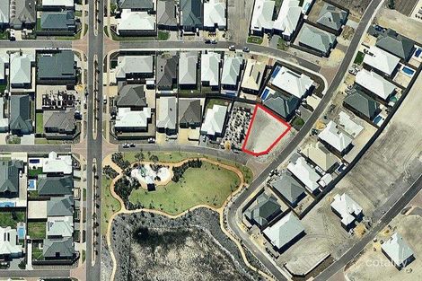 Property photo of 39 Badminton Cross The Vines WA 6069