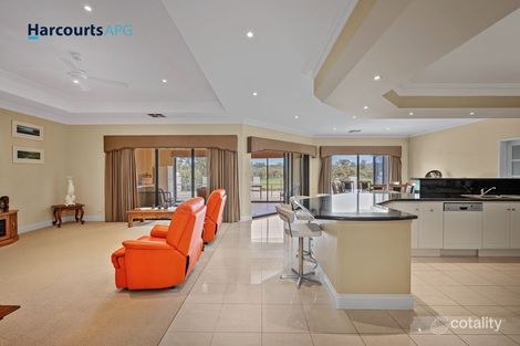 Property photo of 14 Gleneagles Way Pelican Point WA 6230