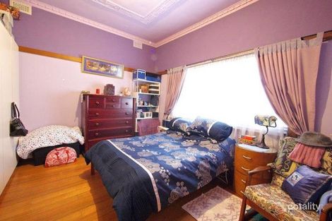 Property photo of 36 Royal Parade Reservoir VIC 3073