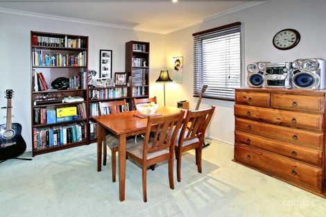 Property photo of 10 Birch Lane Kensington VIC 3031