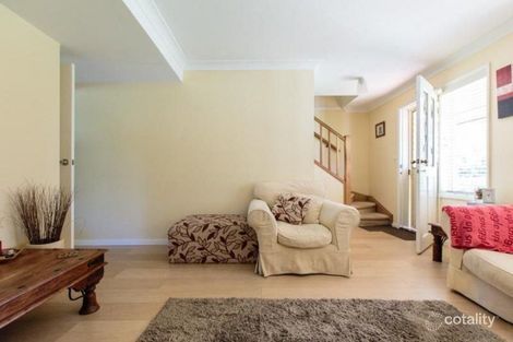 Property photo of 1/26 Newbold Close Thirroul NSW 2515