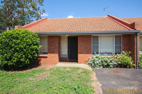 Property photo of 4/17 Bedford Avenue Dubbo NSW 2830