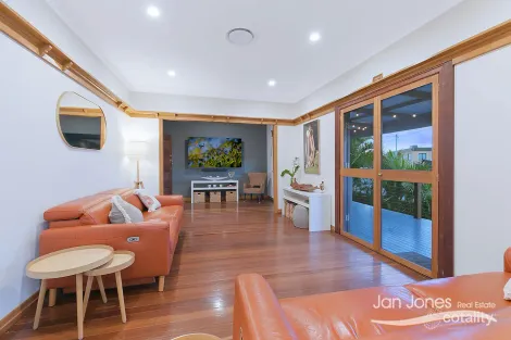 Property photo of 1 Robert Street Clontarf QLD 4019