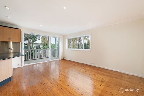 Property photo of 31 Delaigh Avenue North Curl Curl NSW 2099