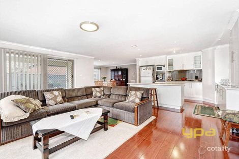 Property photo of 28 Cassan Way Caroline Springs VIC 3023