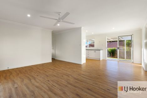Property photo of 26C Coomburra Crescent Ocean Shores NSW 2483