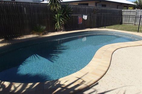 Property photo of 7 Heather Avenue Rasmussen QLD 4815