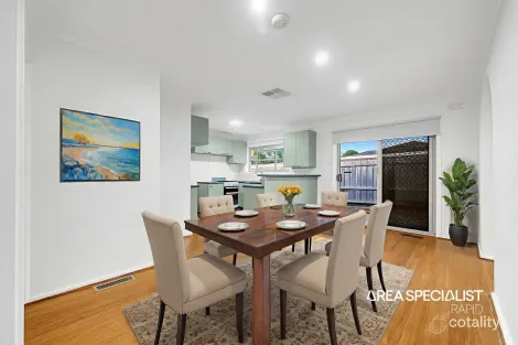 Property photo of 70 Green Valley Crescent Hampton Park VIC 3976