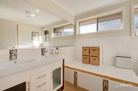 Property photo of 1/15 Rickards Avenue Knoxfield VIC 3180