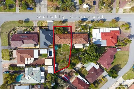 40b Quickly Cres, Hamilton Hill, WA 6163