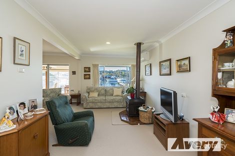 Property photo of 23 Glen Gory Avenue Buttaba NSW 2283