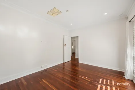 Property photo of 8 Bernice Way Thornlie WA 6108