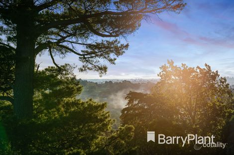 Property photo of 12 Lara Court Mount Evelyn VIC 3796