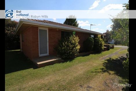 2/27 Lewis St, Glen Innes, NSW 2370