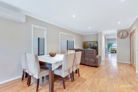 Property photo of 9 Bohr Walk Fraser Rise VIC 3336