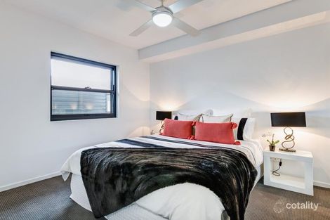 Property photo of 1/66 Broughton Road Kedron QLD 4031