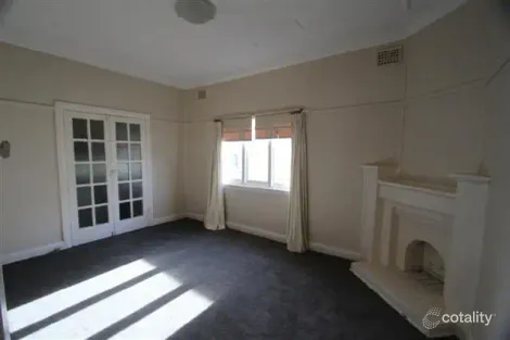 Property photo of 8A Potts Street Ryde NSW 2112