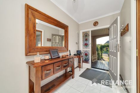 Property photo of 4 Doynton Parade Hoppers Crossing VIC 3029