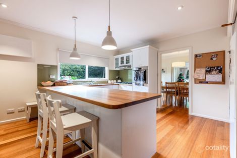 Property photo of 33 Lomond Avenue Kilsyth VIC 3137