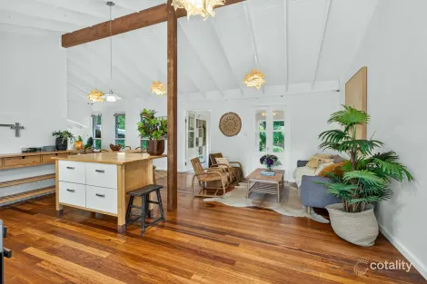 Property photo of 5 Warrambool Road Ocean Shores NSW 2483