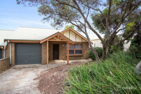 18 Moor Cres, Hallett Cove, SA 5158