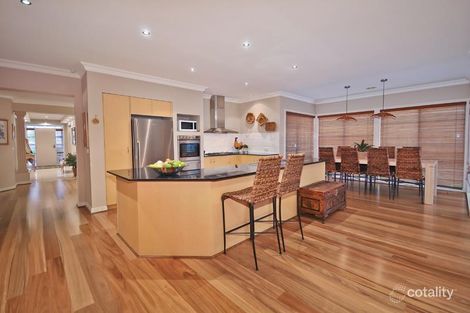 Property photo of 3 Daws Court Taylors Lakes VIC 3038