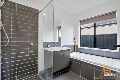 Property photo of 1188 Ison Road Manor Lakes VIC 3024