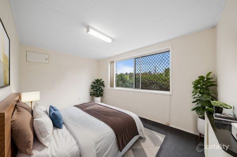 Property photo of 37 Cougar Street Indooroopilly QLD 4068