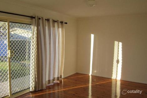 Property photo of 4 Banksia Avenue Windang NSW 2528