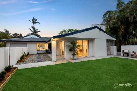 Property photo of 156 Ocean View Drive Wamberal NSW 2260